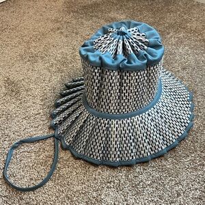 Lorna Murray Capri hat (L)